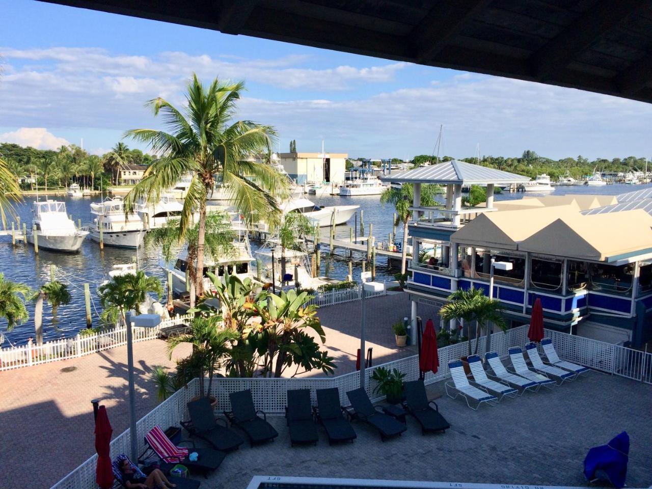 Pirate'S Cove Resort And Marina - Стюарт Экстерьер фото