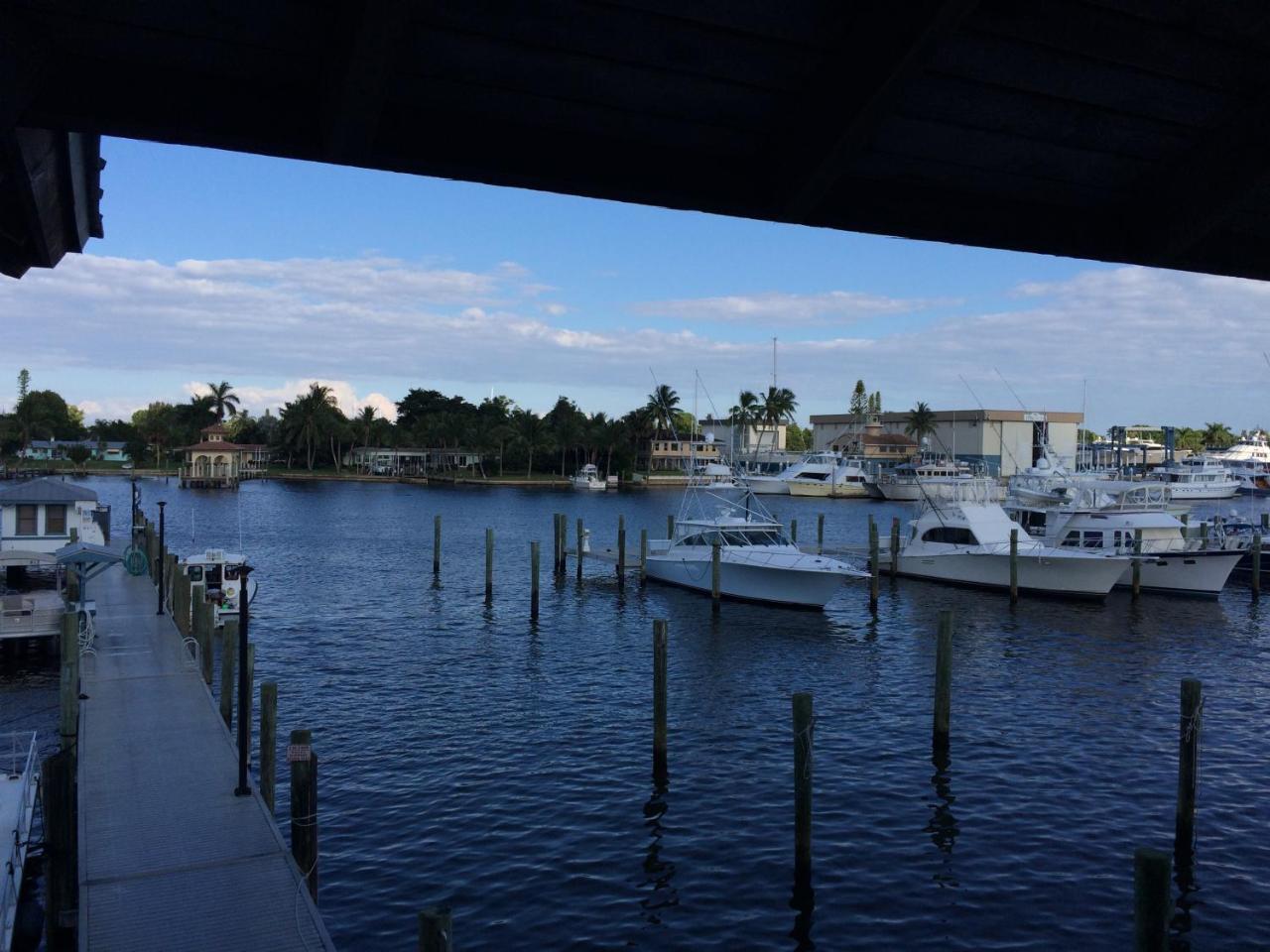 Pirate'S Cove Resort And Marina - Стюарт Экстерьер фото