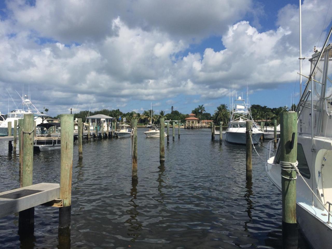 Pirate'S Cove Resort And Marina - Стюарт Экстерьер фото